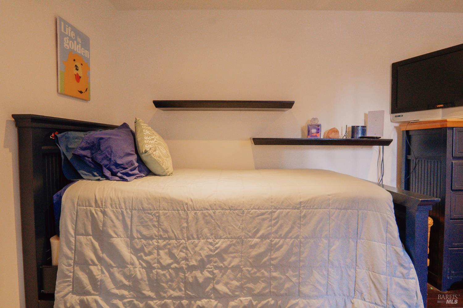 Detail Gallery Image 7 of 64 For 541 Redwood Rd, Whitethorn,  CA 95589 - 3 Beds | 2 Baths