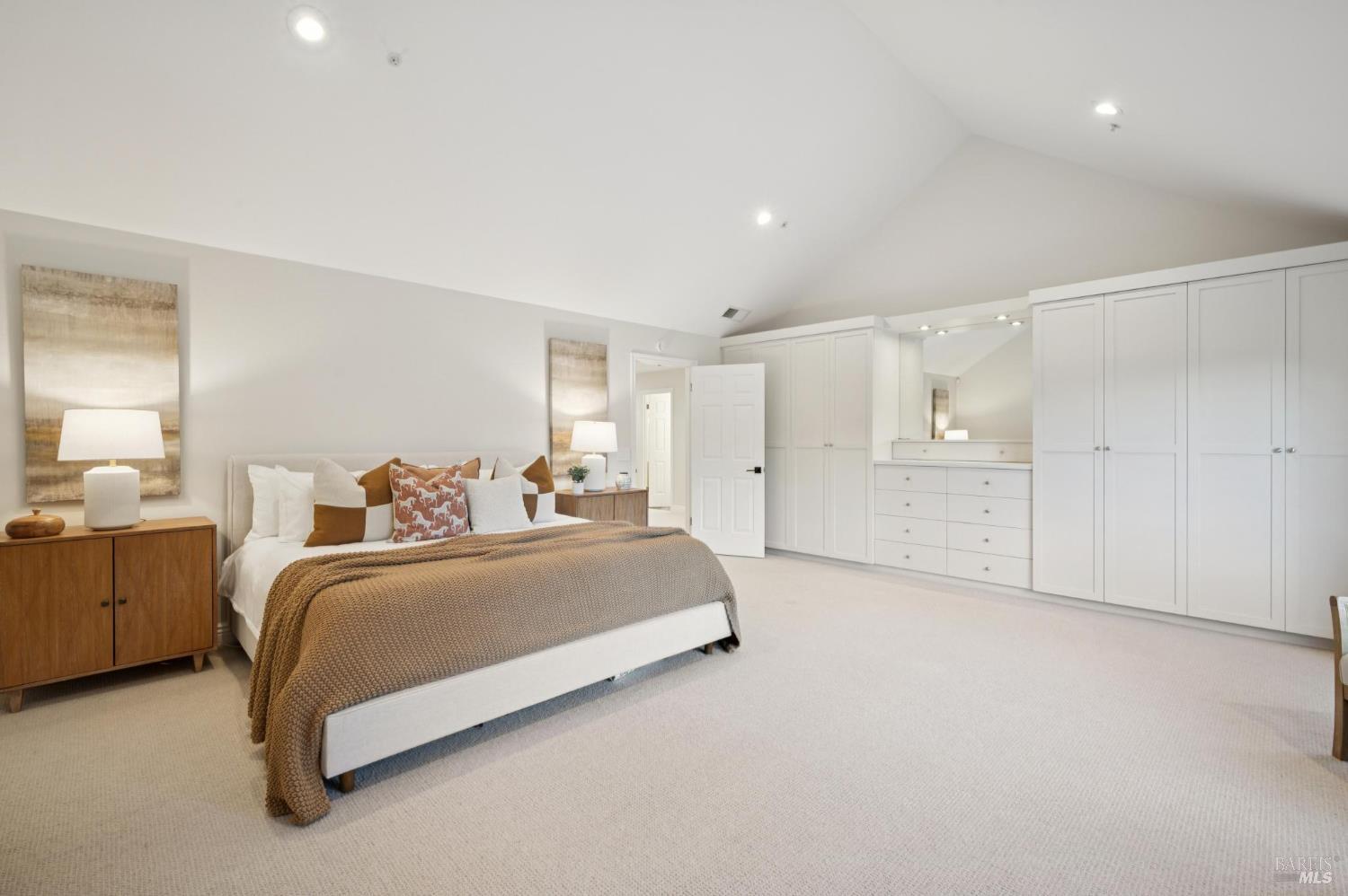 Detail Gallery Image 38 of 74 For 10 Chamberlain Ave, Novato,  CA 94947 - 5 Beds | 3/1 Baths