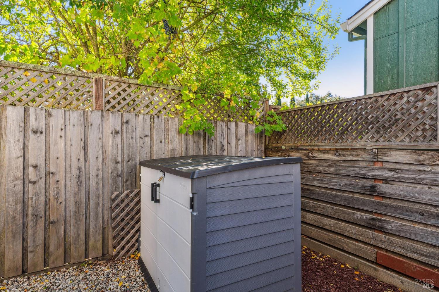 Detail Gallery Image 45 of 49 For 1125 Broadway Unkn, Sonoma,  CA 95476 - 3 Beds | 2/1 Baths