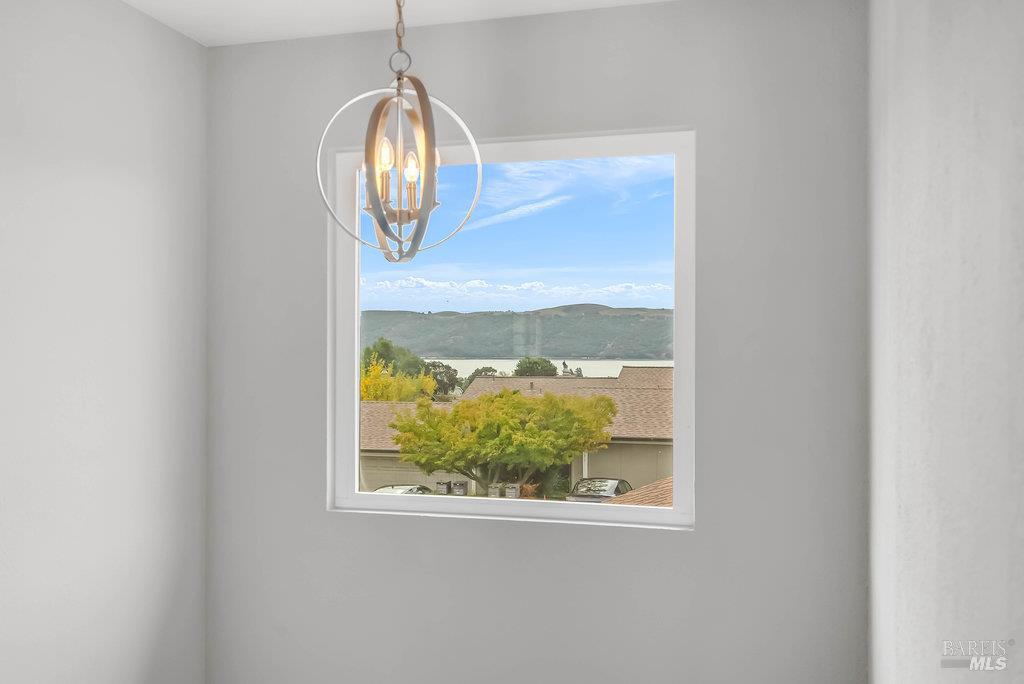 Detail Gallery Image 27 of 58 For 1736 Lindo St, Benicia,  CA 94510 - 3 Beds | 2/1 Baths