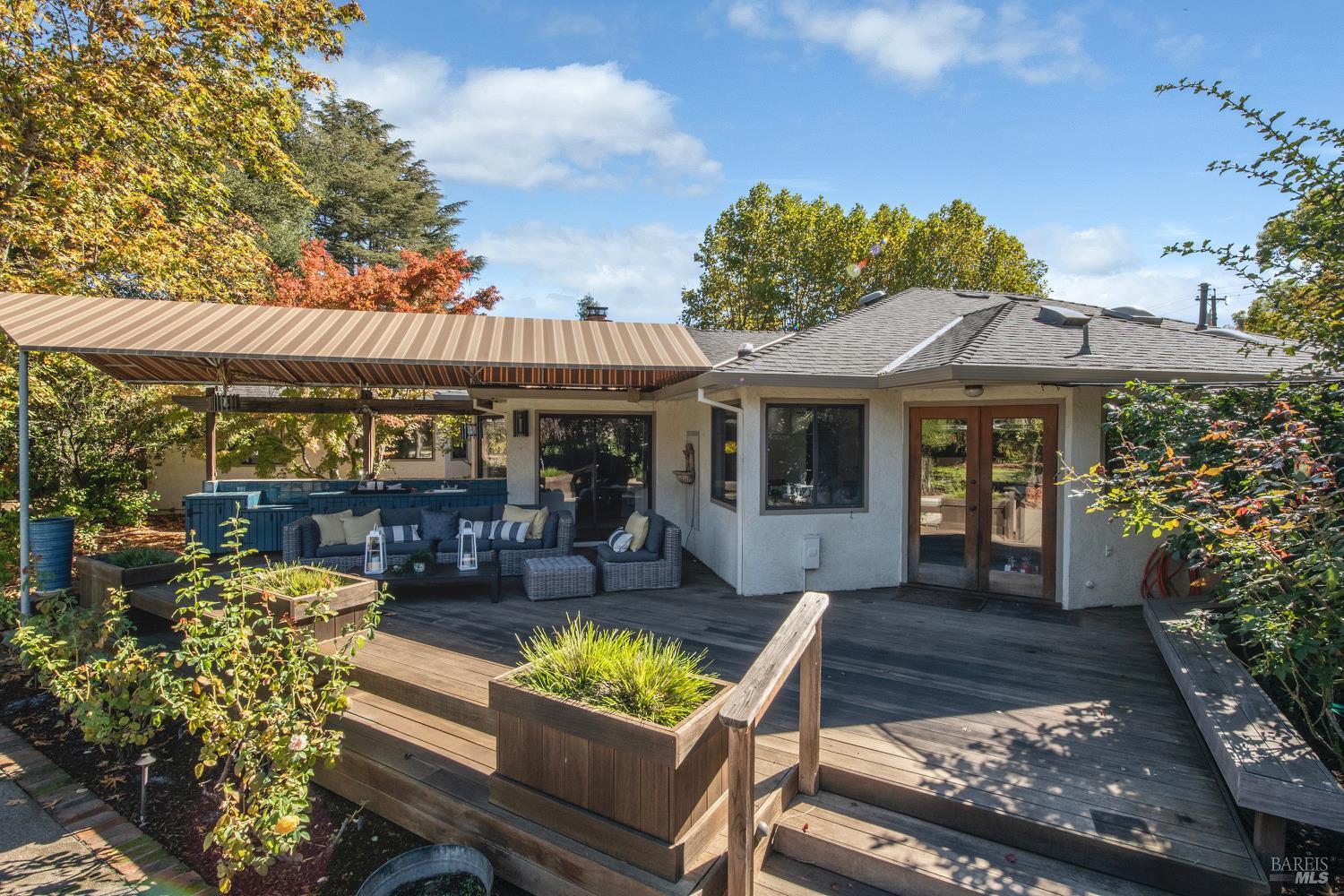 Detail Gallery Image 10 of 64 For 836 E Napa St, Sonoma,  CA 95476 - 2 Beds | 2 Baths