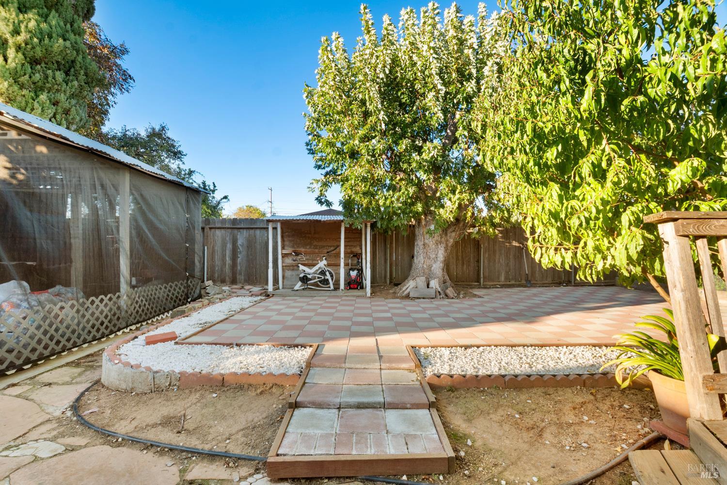 Detail Gallery Image 43 of 44 For 240 W Carolyn Dr, American Canyon,  CA 94503 - 4 Beds | 2 Baths