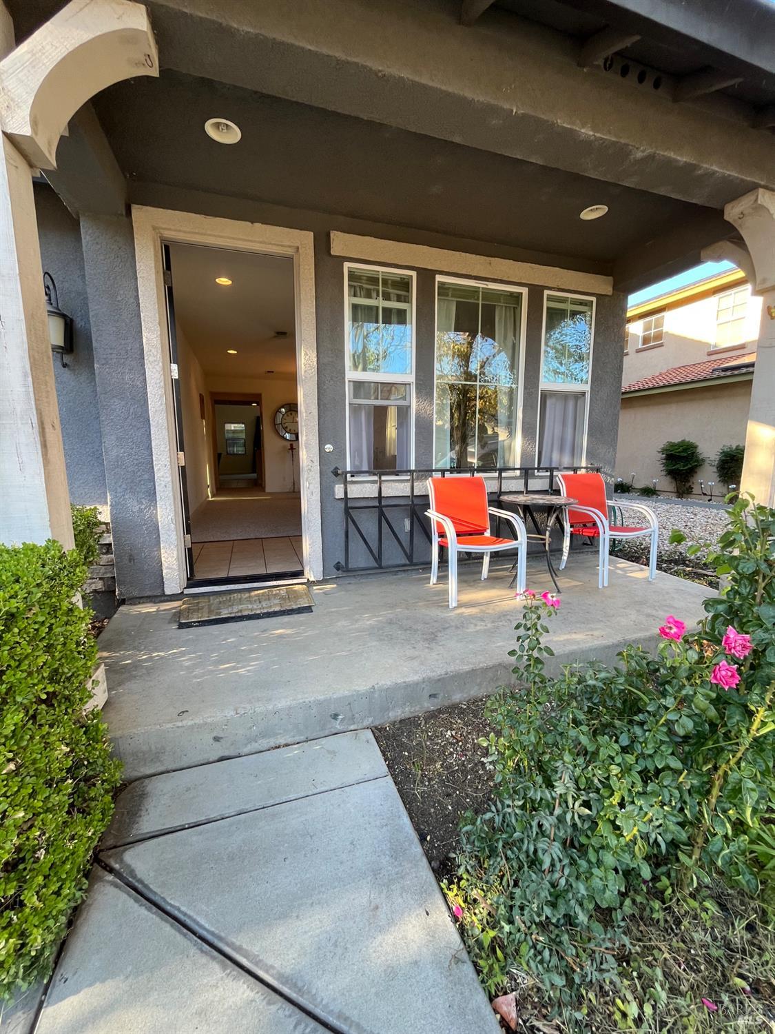 Detail Gallery Image 2 of 43 For 2472 Shorey Way, Fairfield,  CA 94533 - 4 Beds | 3 Baths