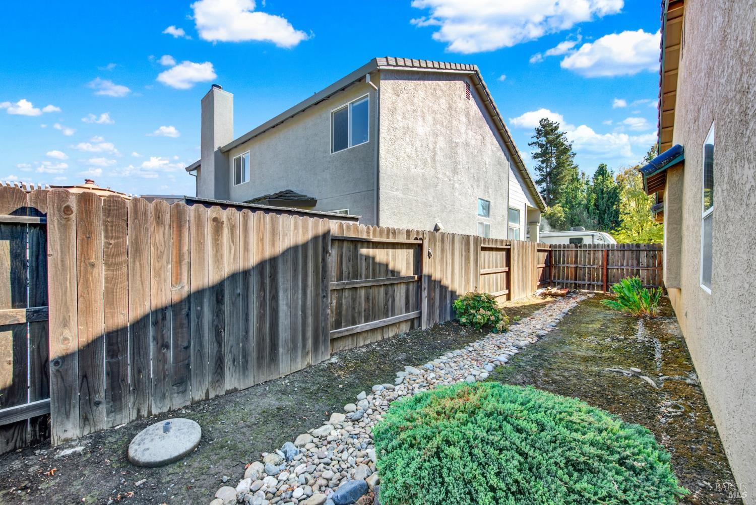 Detail Gallery Image 5 of 73 For 800 Alexander Dr, Dixon,  CA 95620 - 3 Beds | 2 Baths