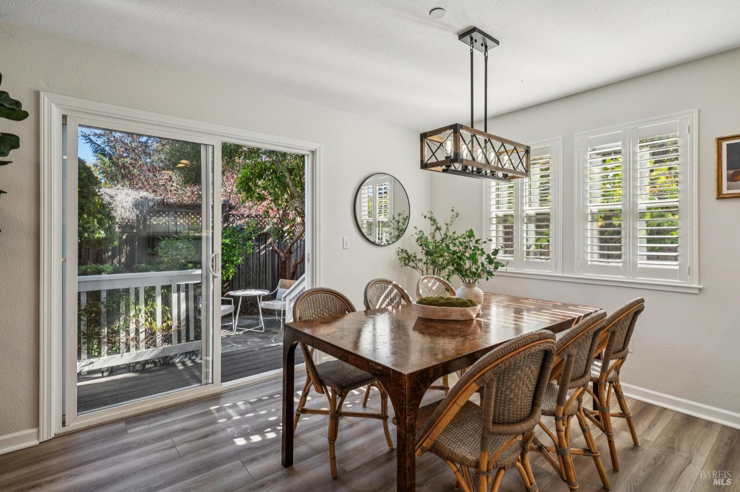 Detail Gallery Image 7 of 49 For 1125 Broadway Unkn, Sonoma,  CA 95476 - 3 Beds | 2/1 Baths