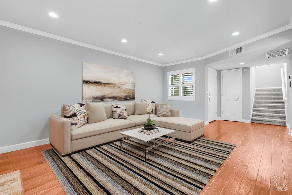 Detail Gallery Image 6 of 58 For 1736 Lindo St, Benicia,  CA 94510 - 3 Beds | 2/1 Baths