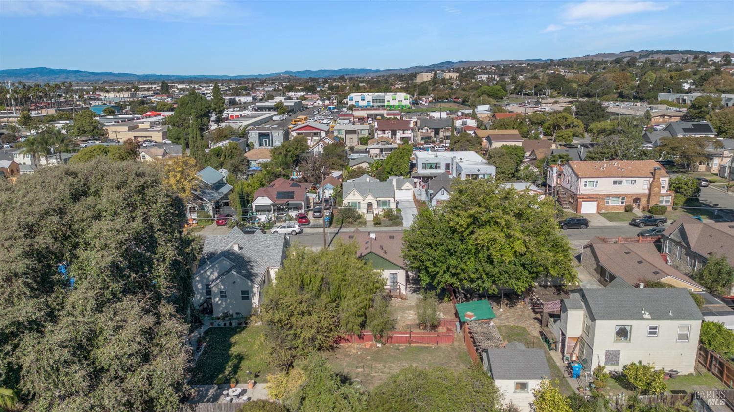 Detail Gallery Image 31 of 34 For 323 Hampshire St, Vallejo,  CA 94590 - 2 Beds | 1 Baths