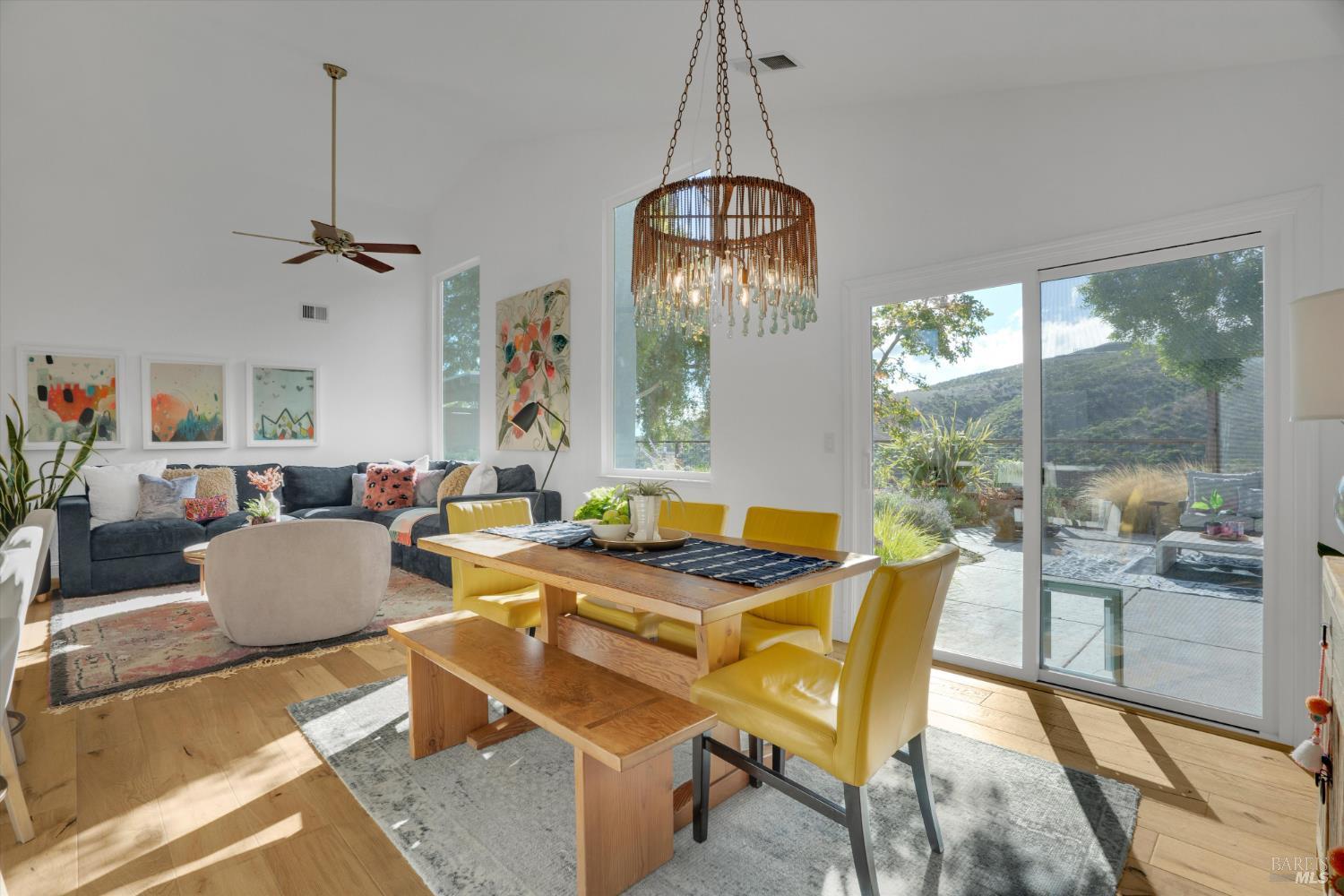 Detail Gallery Image 14 of 38 For 578 Morning Glory Dr, Benicia,  CA 94510 - 3 Beds | 2 Baths