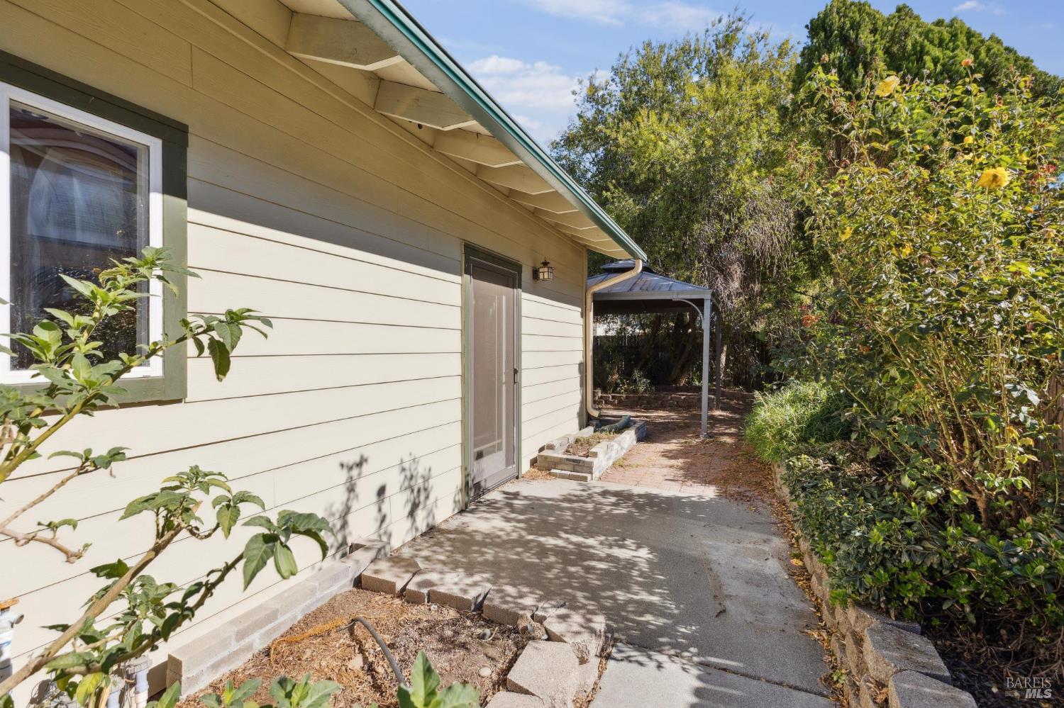 Detail Gallery Image 43 of 46 For 1365 Jacobs Pl, Dixon,  CA 95620 - 4 Beds | 2/1 Baths