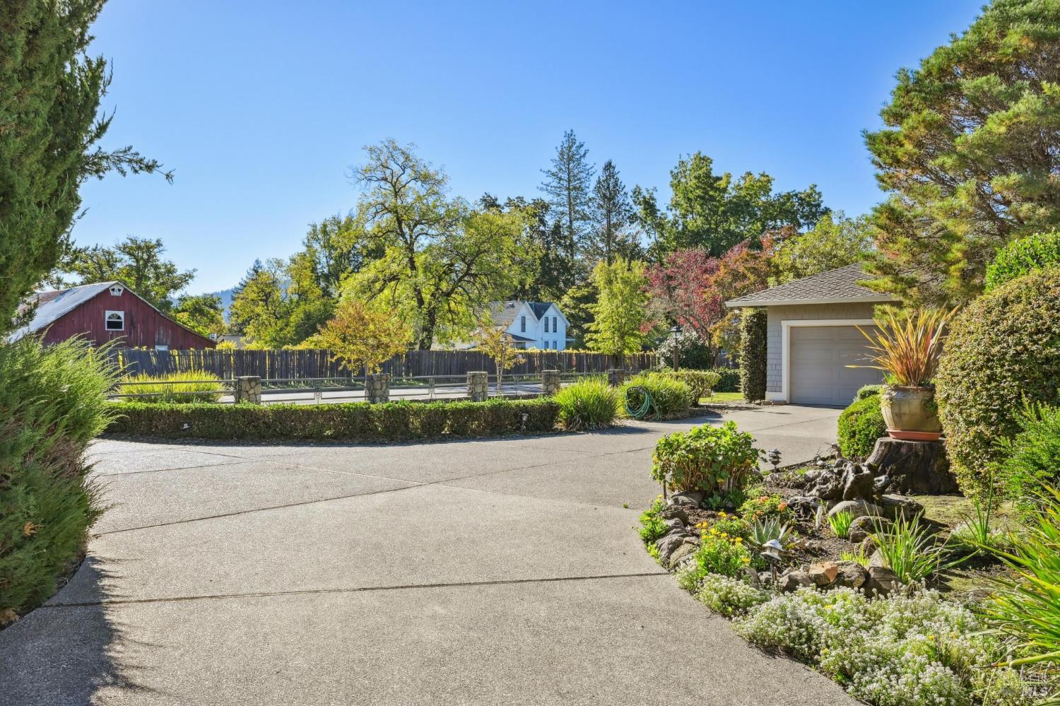 Detail Gallery Image 7 of 50 For 1705 Michael Way, Calistoga,  CA 94515 - 3 Beds | 3 Baths