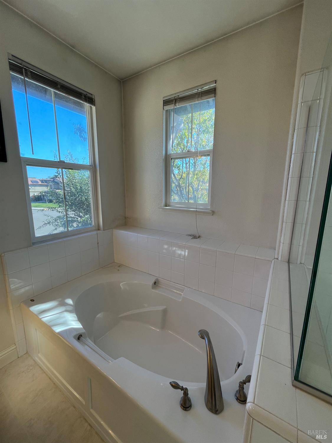 Detail Gallery Image 35 of 43 For 2472 Shorey Way, Fairfield,  CA 94533 - 4 Beds | 3 Baths