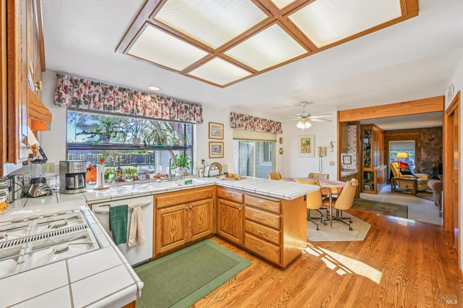 Detail Gallery Image 17 of 50 For 1705 Michael Way, Calistoga,  CA 94515 - 3 Beds | 3 Baths