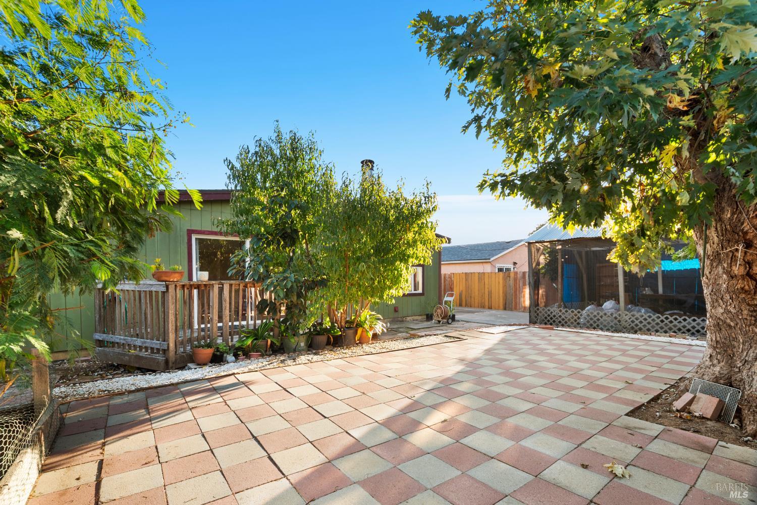 Detail Gallery Image 41 of 44 For 240 W Carolyn Dr, American Canyon,  CA 94503 - 4 Beds | 2 Baths