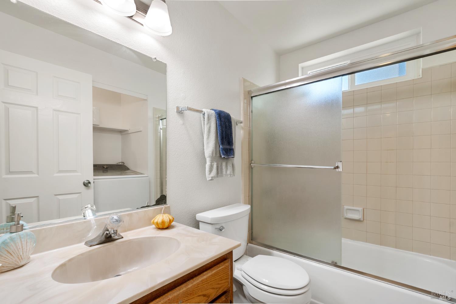 Detail Gallery Image 25 of 53 For 3315 Yulupa Ave, Santa Rosa,  CA 95405 - 3 Beds | 2 Baths