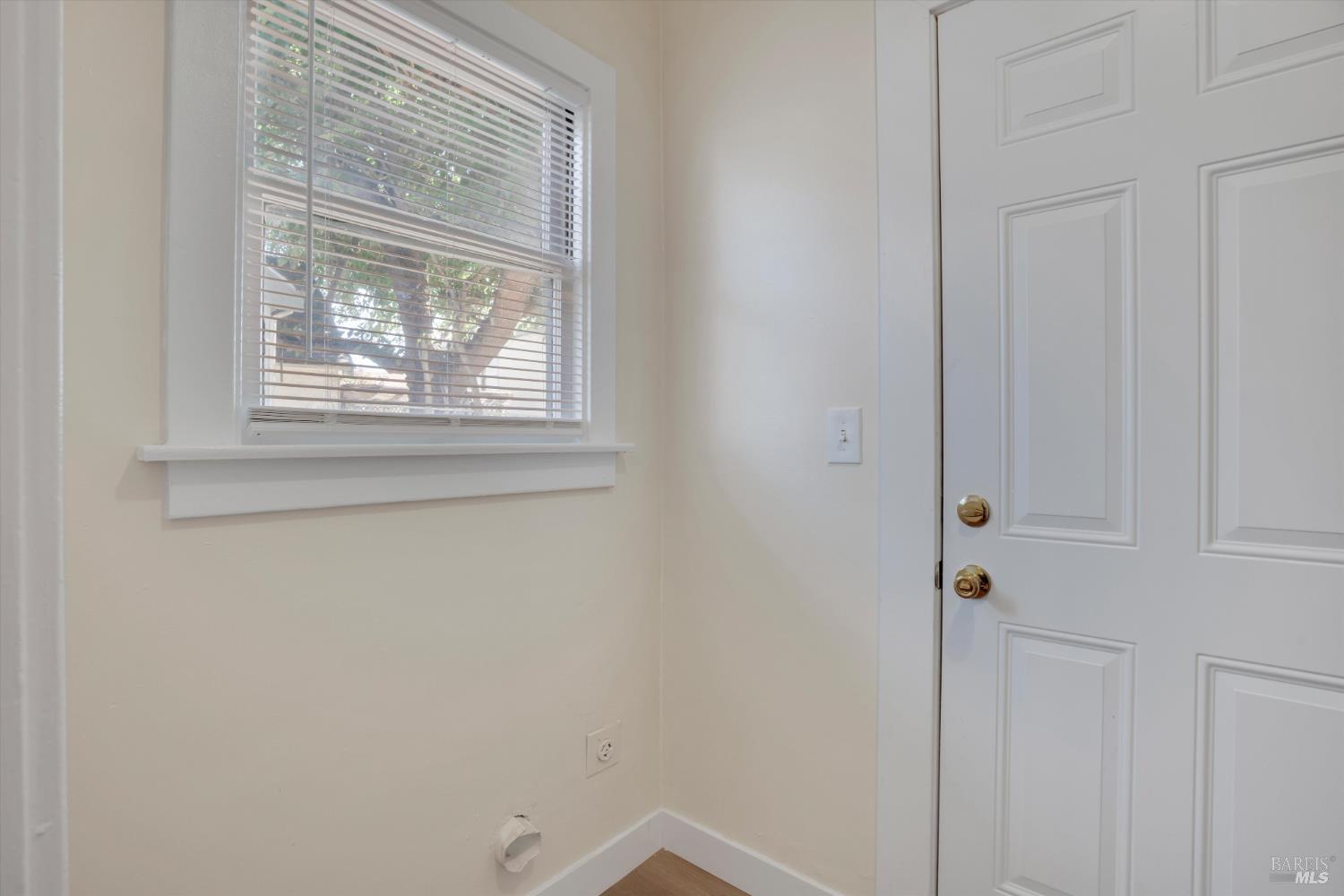 Detail Gallery Image 20 of 34 For 323 Hampshire St, Vallejo,  CA 94590 - 2 Beds | 1 Baths