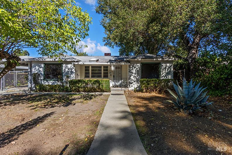 Detail Gallery Image 2 of 30 For 2931 Euclid Ave, Concord,  CA 94519 - 2 Beds | 1 Baths