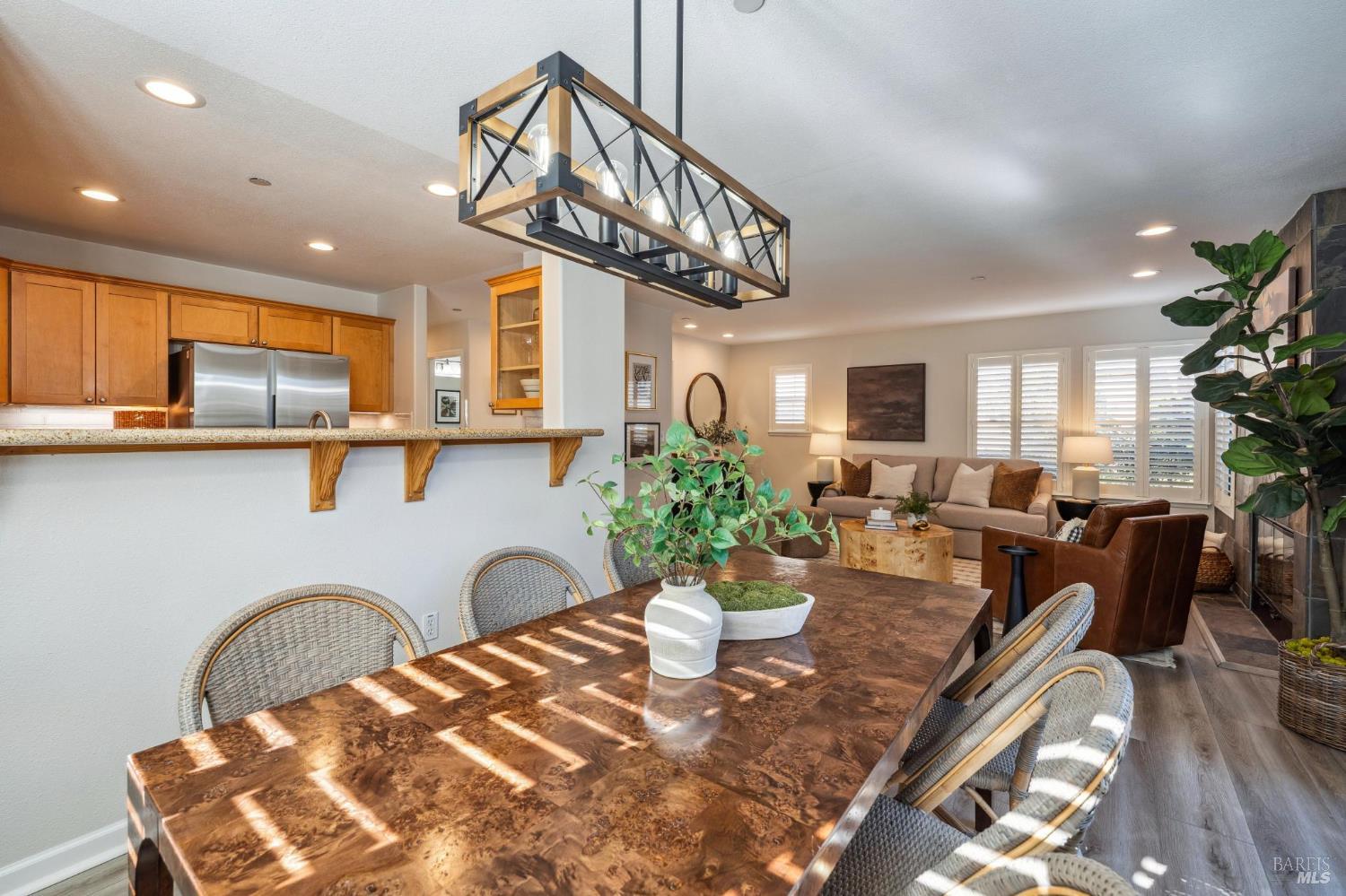 Detail Gallery Image 11 of 49 For 1125 Broadway Unkn, Sonoma,  CA 95476 - 3 Beds | 2/1 Baths