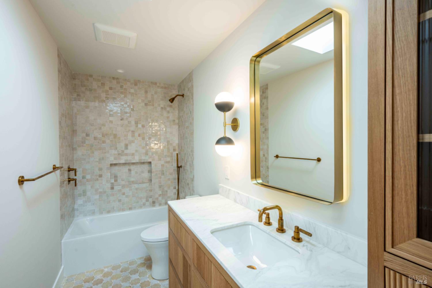 Detail Gallery Image 22 of 36 For 851 Second St, Sonoma,  CA 95476 - 4 Beds | 3 Baths