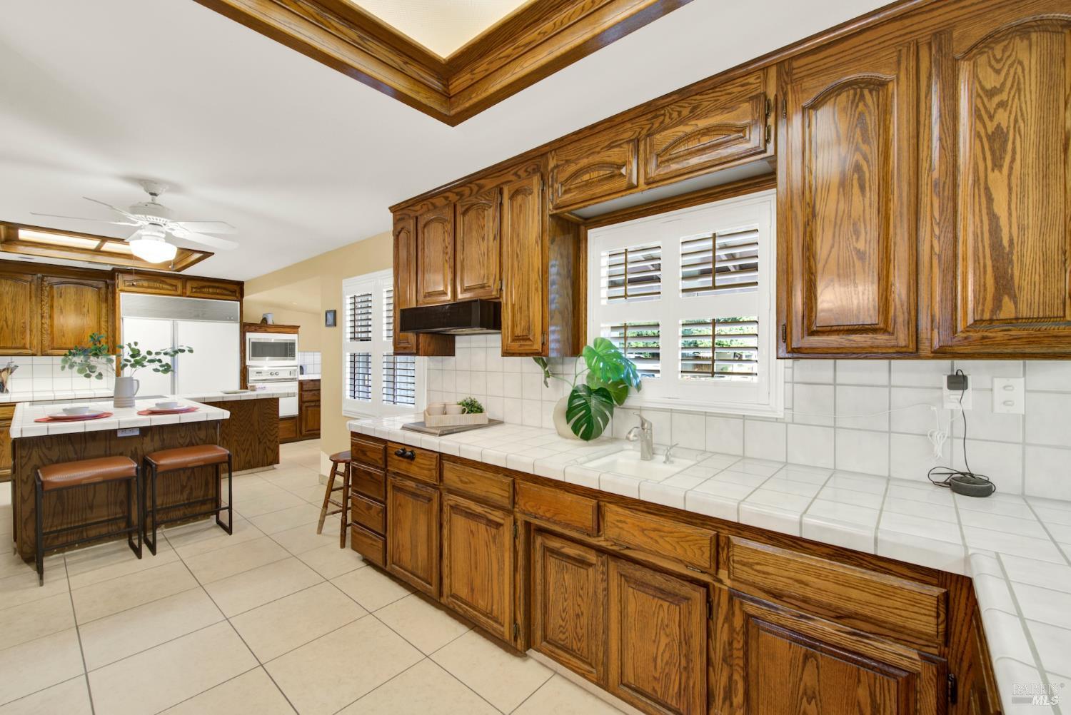 Detail Gallery Image 29 of 79 For 689 W C St, Dixon,  CA 95620 - 3 Beds | 3 Baths