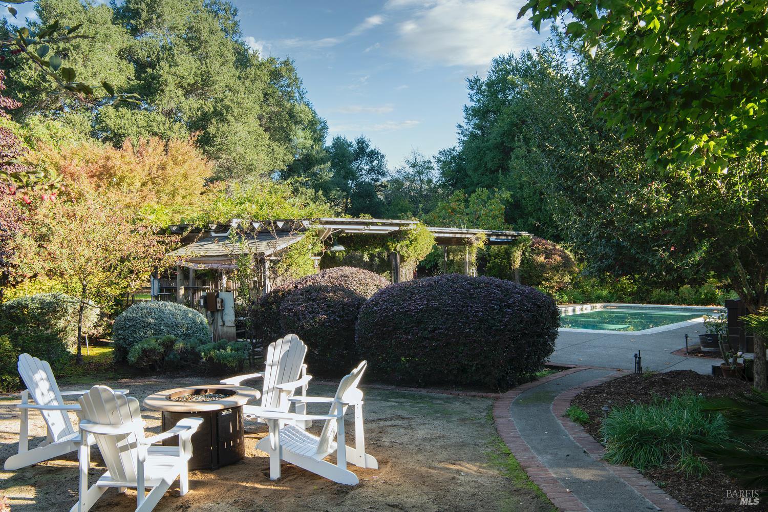 Detail Gallery Image 3 of 64 For 836 E Napa St, Sonoma,  CA 95476 - 2 Beds | 2 Baths