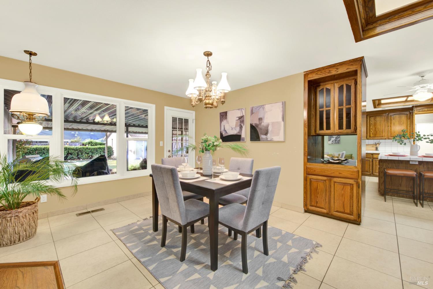 Detail Gallery Image 25 of 79 For 689 W C St, Dixon,  CA 95620 - 3 Beds | 3 Baths