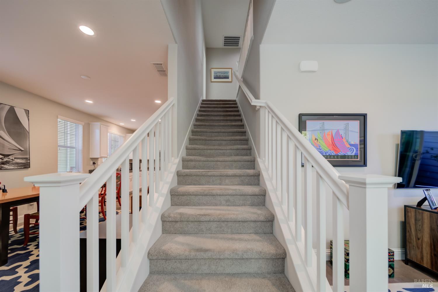 Detail Gallery Image 7 of 21 For 2135 Eva St, Napa,  CA 94559 - 3 Beds | 2/1 Baths