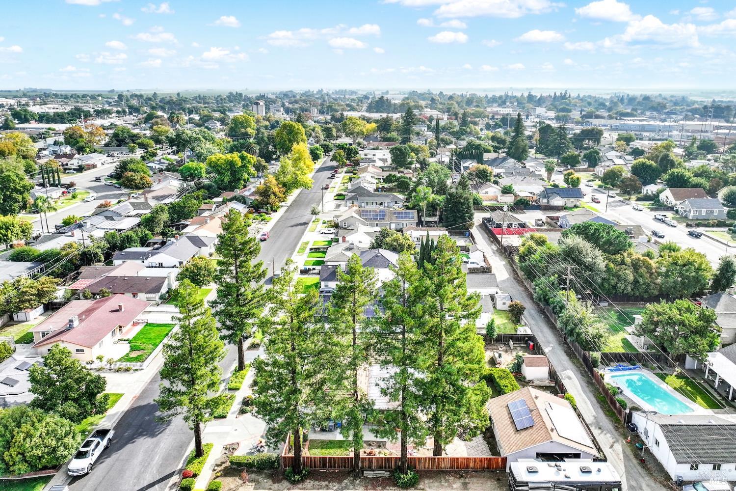 Detail Gallery Image 59 of 79 For 689 W C St, Dixon,  CA 95620 - 3 Beds | 3 Baths