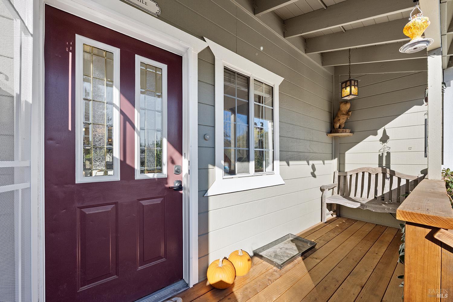 Detail Gallery Image 4 of 39 For 2595 Hardies Ln, Santa Rosa,  CA 95403 - 3 Beds | 2/1 Baths