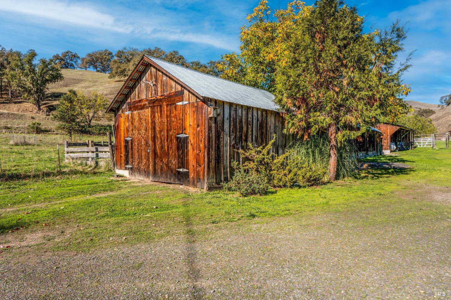 Detail Gallery Image 30 of 40 For 7420 Eastside Potter Valley Rd, Ukiah,  CA 95482 - 3 Beds | 2 Baths