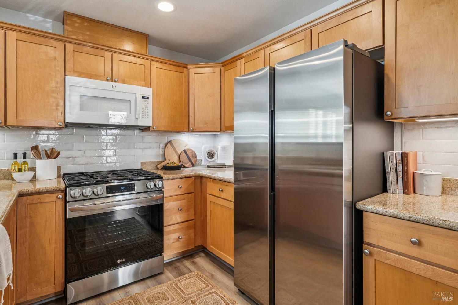 Detail Gallery Image 16 of 49 For 1125 Broadway Unkn, Sonoma,  CA 95476 - 3 Beds | 2/1 Baths