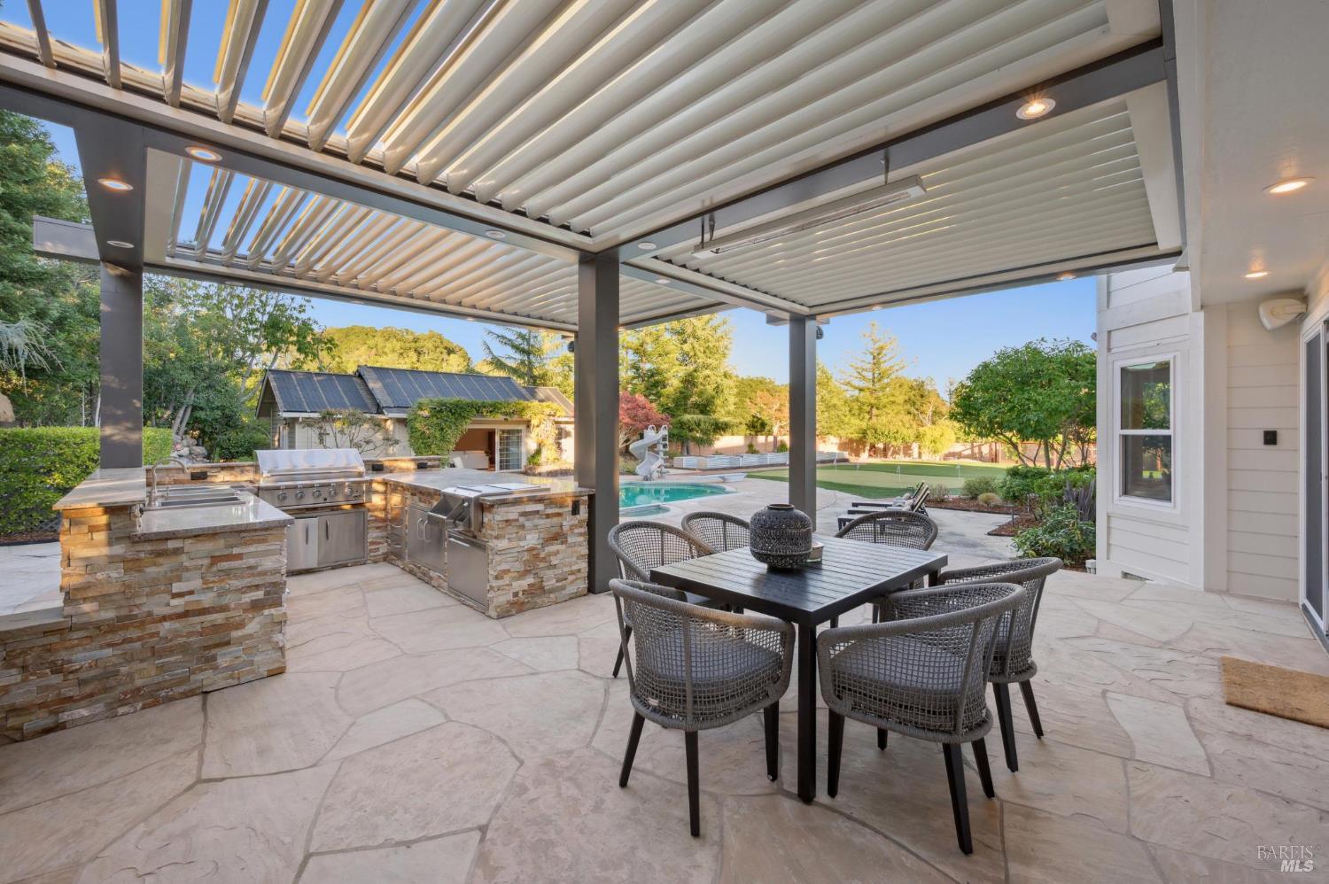 Detail Gallery Image 58 of 74 For 10 Chamberlain Ave, Novato,  CA 94947 - 5 Beds | 3/1 Baths