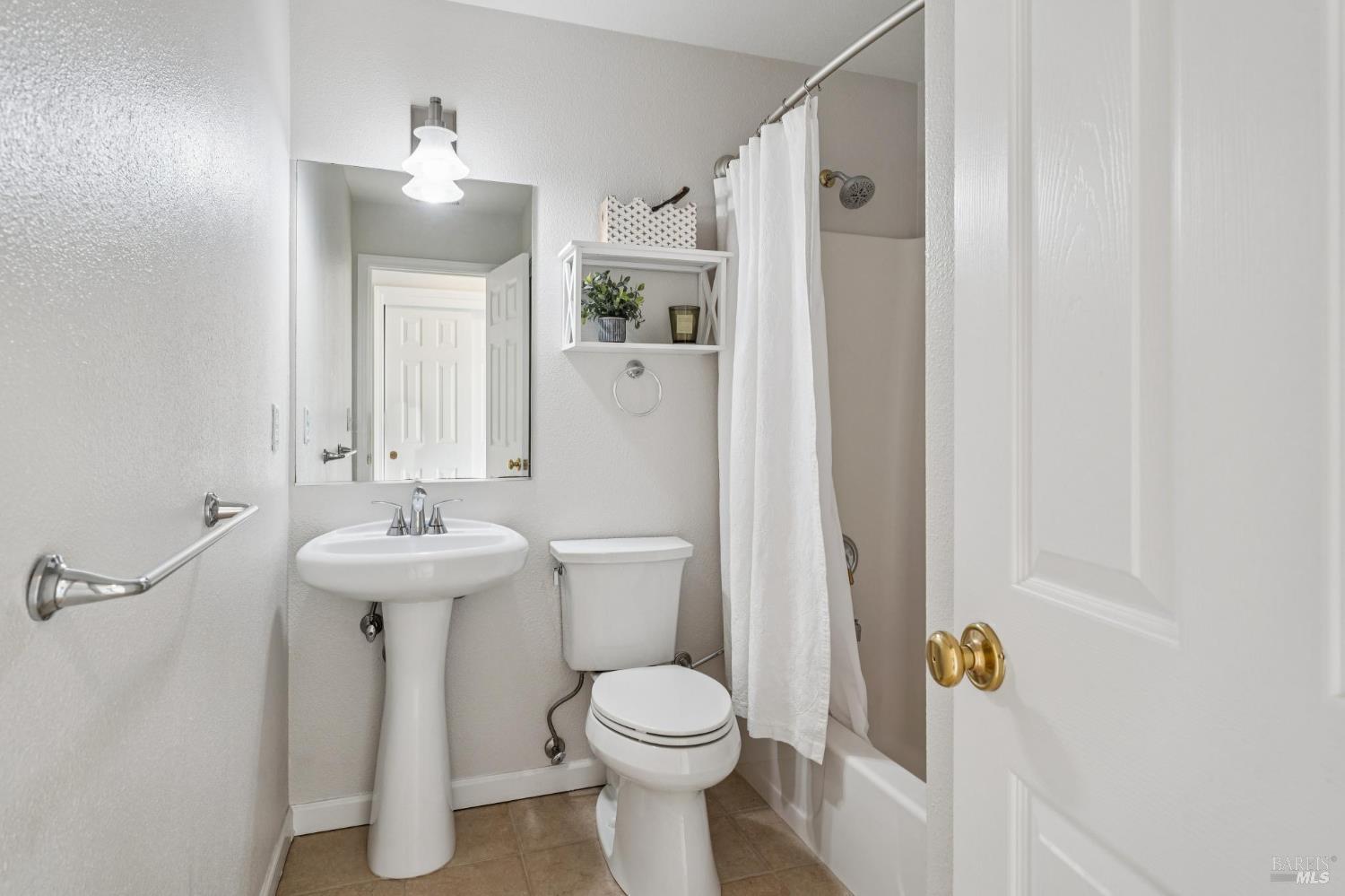 Detail Gallery Image 36 of 49 For 1125 Broadway Unkn, Sonoma,  CA 95476 - 3 Beds | 2/1 Baths