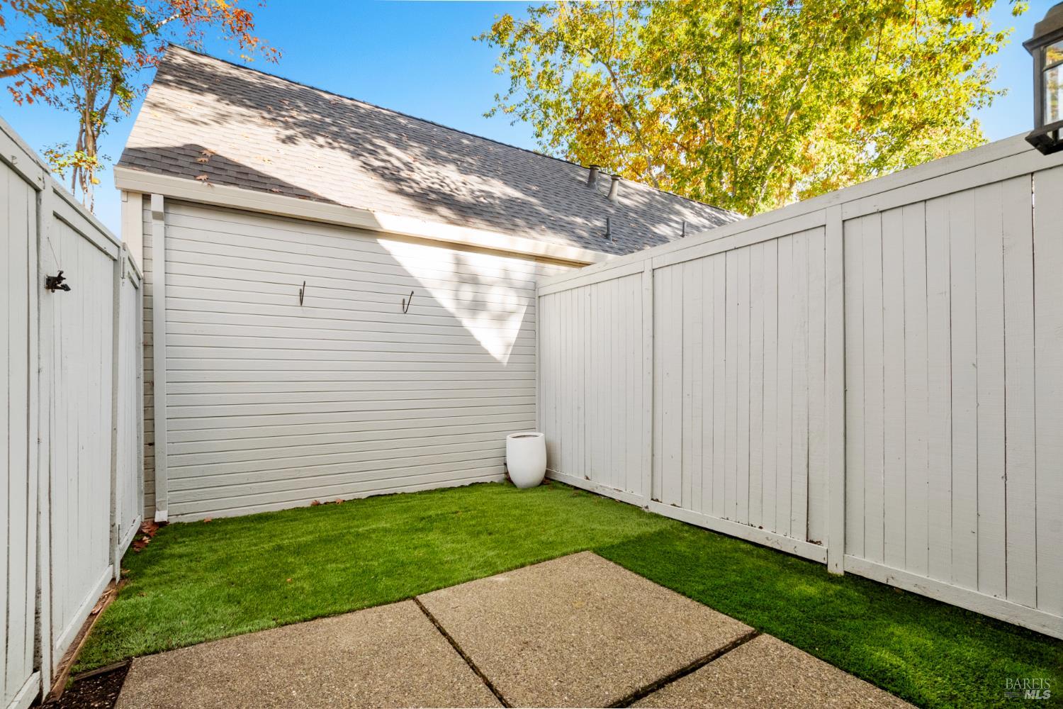 Detail Gallery Image 6 of 53 For 3315 Yulupa Ave, Santa Rosa,  CA 95405 - 3 Beds | 2 Baths