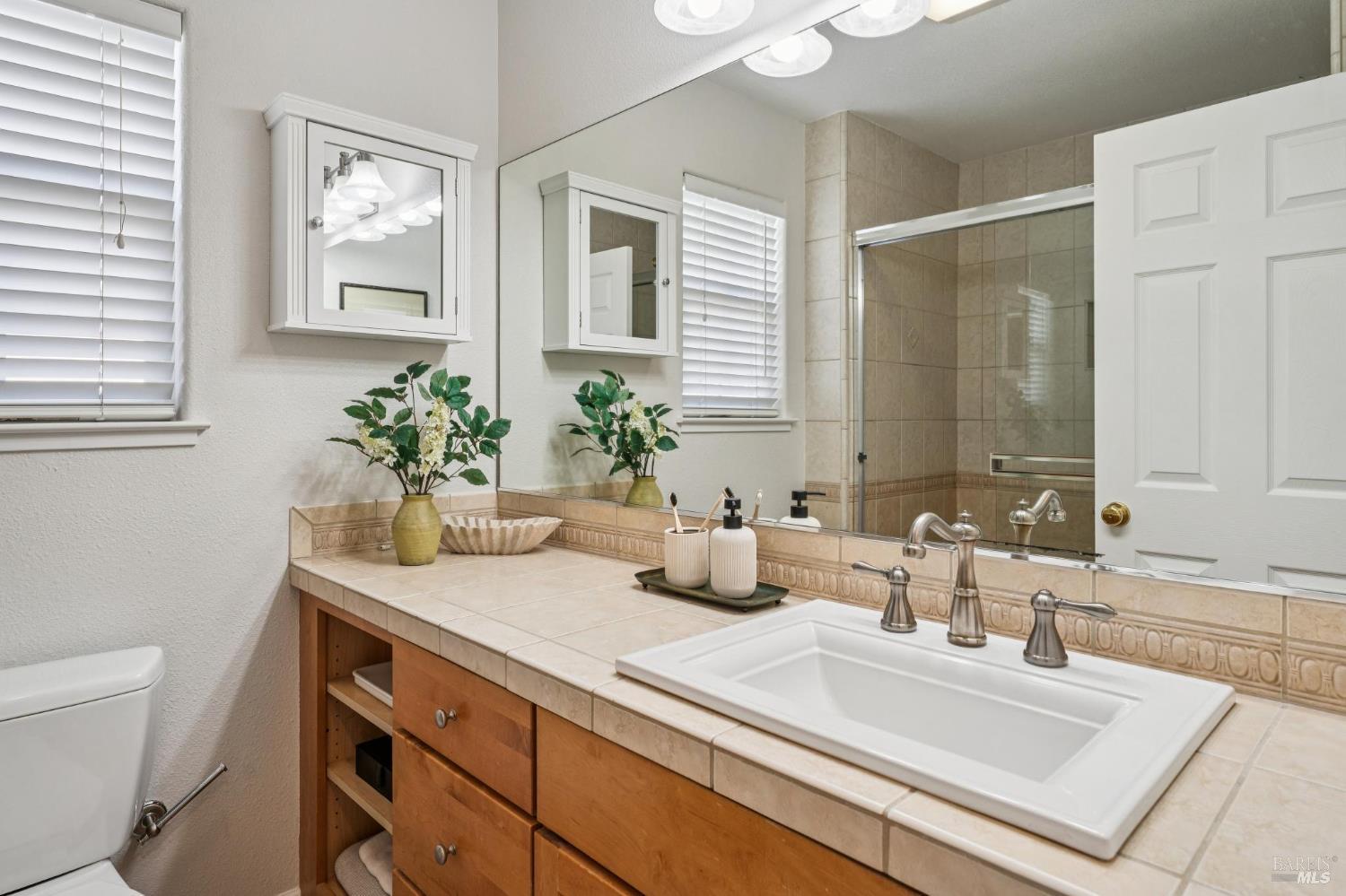 Detail Gallery Image 24 of 49 For 1125 Broadway Unkn, Sonoma,  CA 95476 - 3 Beds | 2/1 Baths