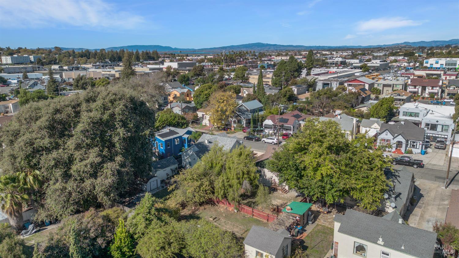 Detail Gallery Image 32 of 34 For 323 Hampshire St, Vallejo,  CA 94590 - 2 Beds | 1 Baths