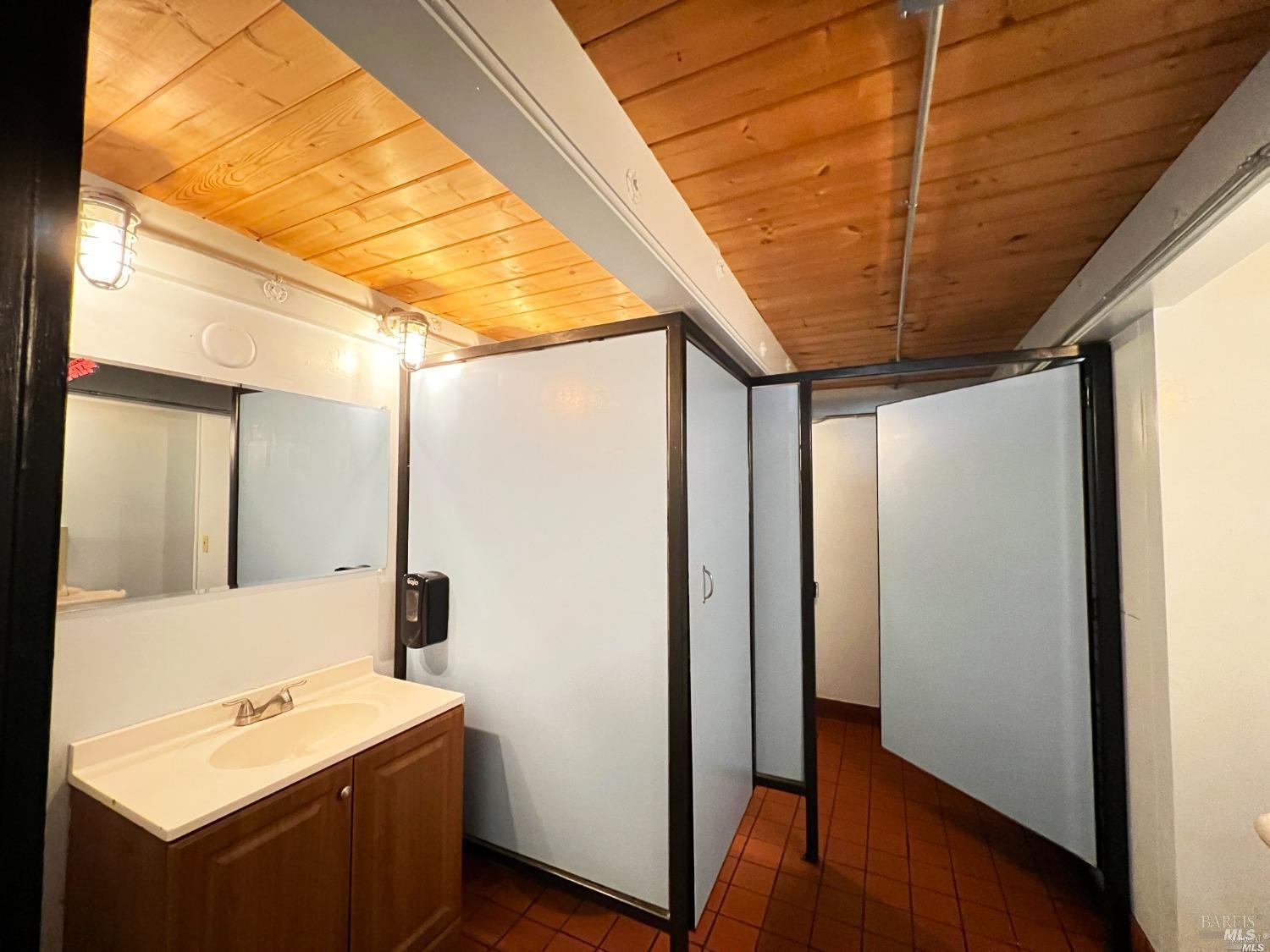 Detail Gallery Image 15 of 20 For 102 S State St, Ukiah,  CA 95482 - – Beds | – Baths