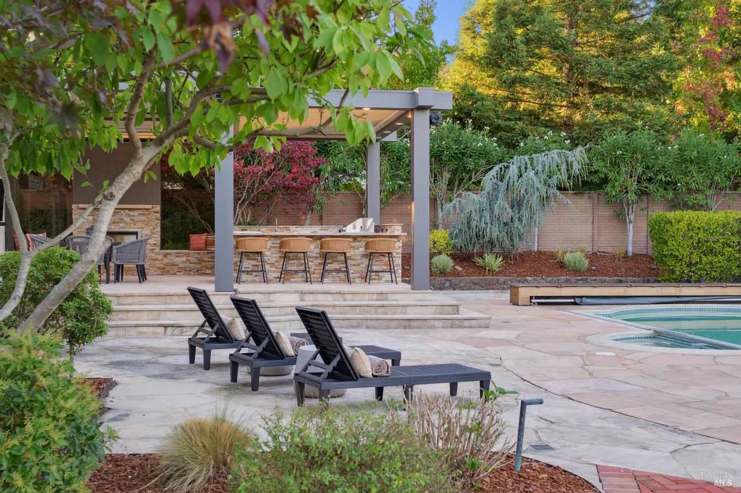 Detail Gallery Image 61 of 74 For 10 Chamberlain Ave, Novato,  CA 94947 - 5 Beds | 3/1 Baths