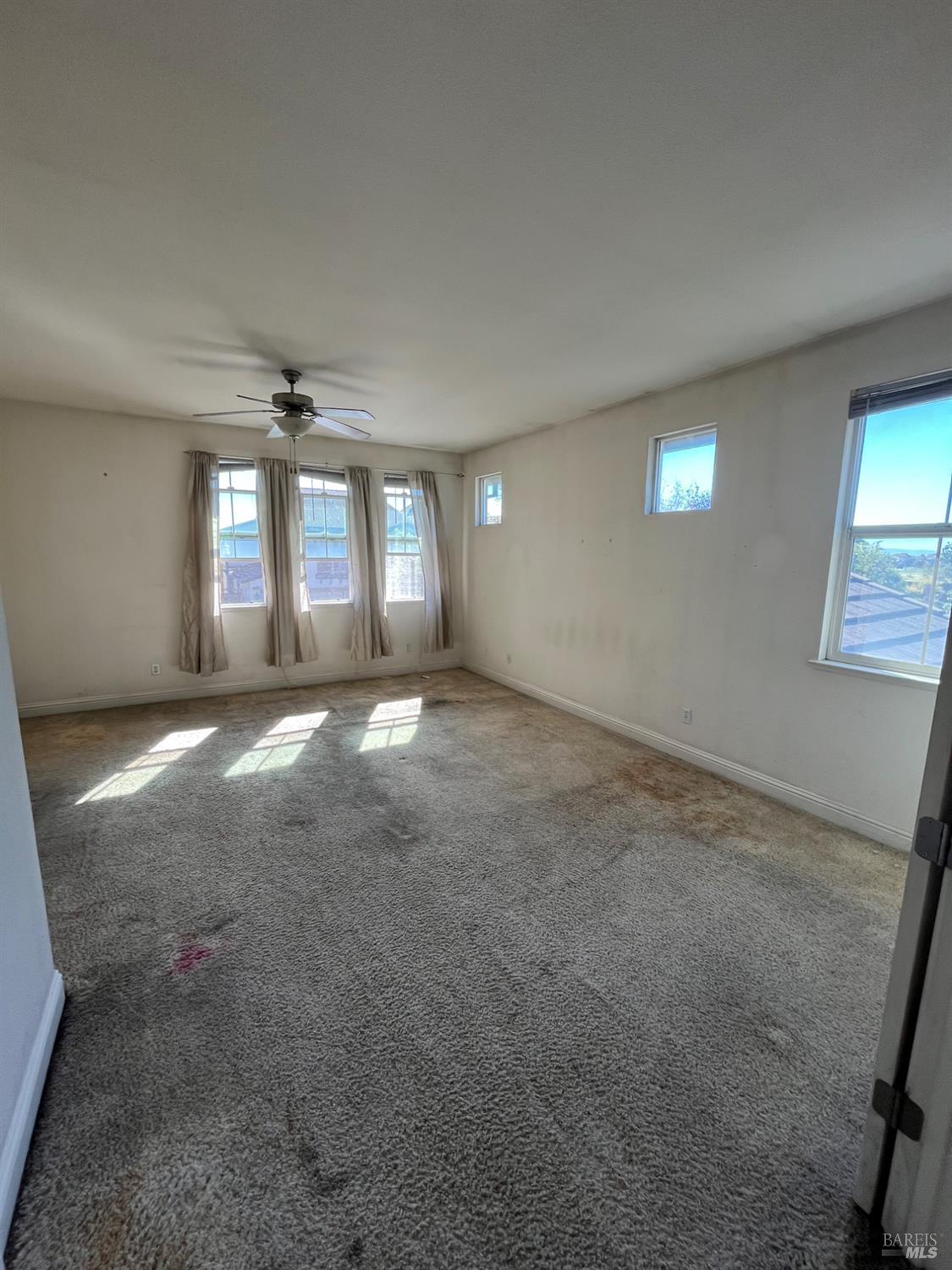 Detail Gallery Image 32 of 43 For 2472 Shorey Way, Fairfield,  CA 94533 - 4 Beds | 3 Baths