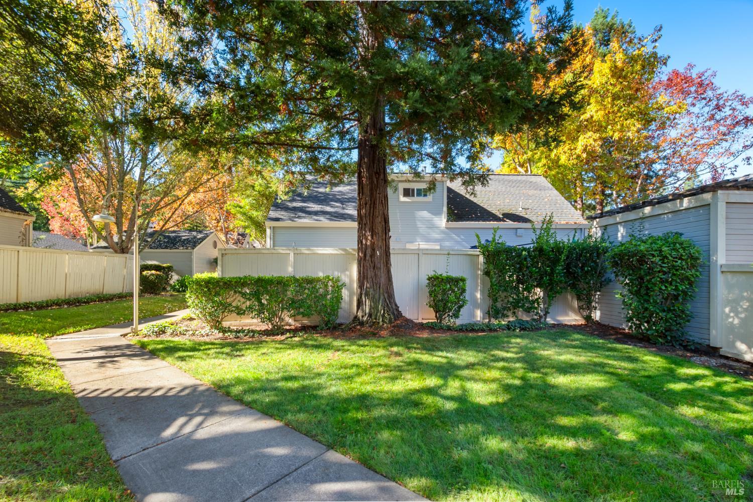 Detail Gallery Image 44 of 53 For 3315 Yulupa Ave, Santa Rosa,  CA 95405 - 3 Beds | 2 Baths