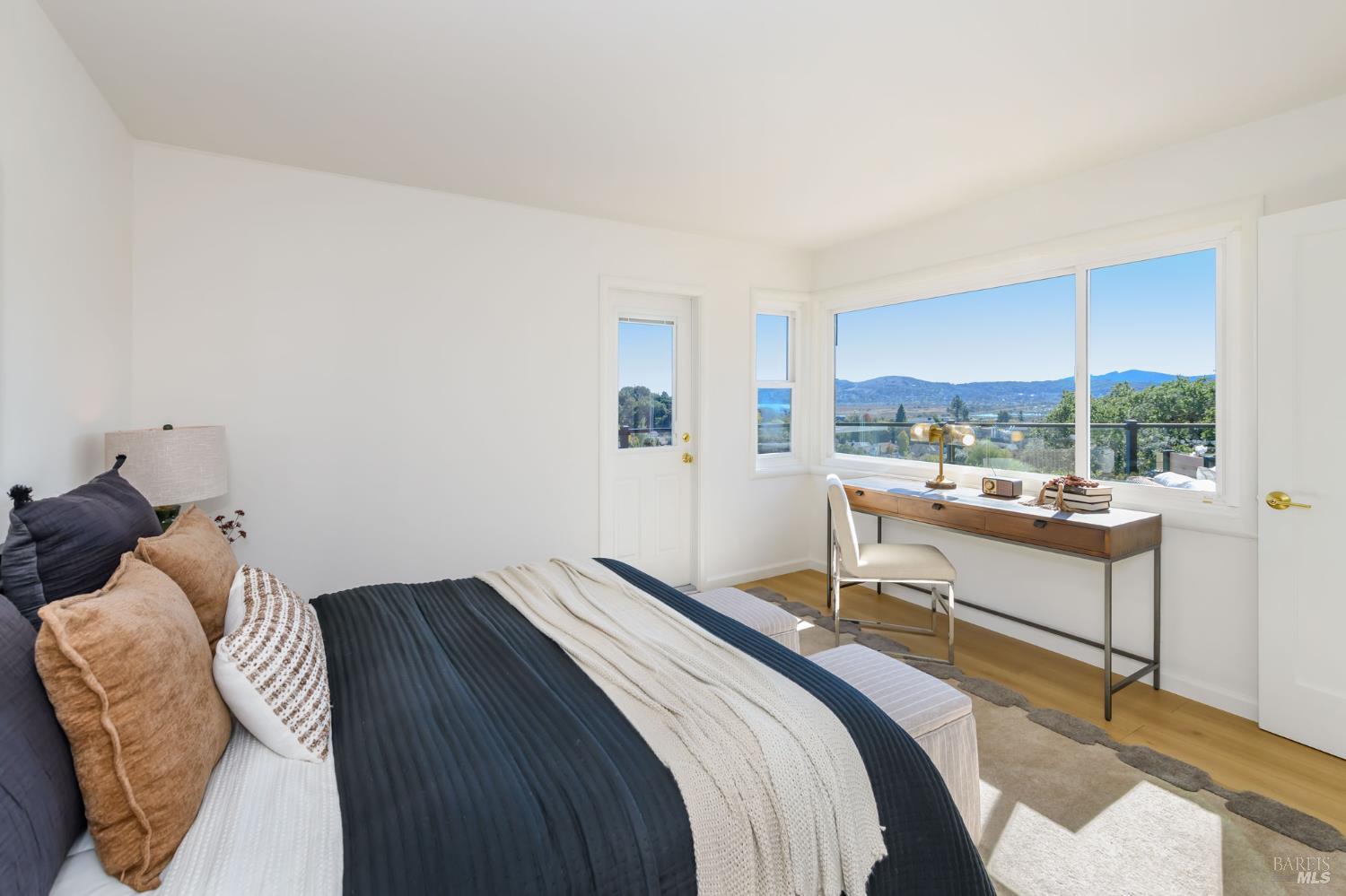 Detail Gallery Image 21 of 30 For 81 Corte Gracitas Unkn, Greenbrae,  CA 94904 - 4 Beds | 2 Baths