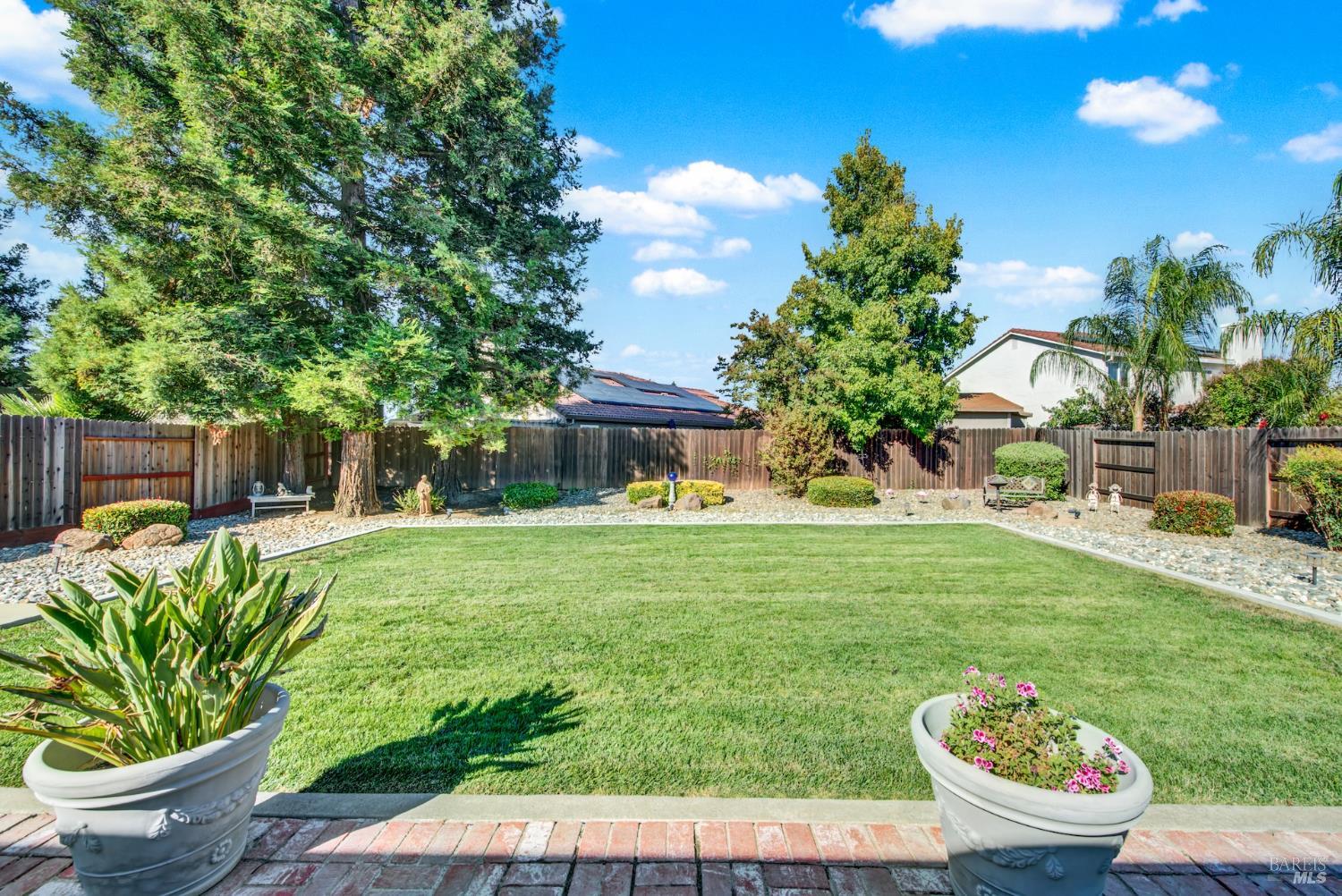 Detail Gallery Image 4 of 73 For 800 Alexander Dr, Dixon,  CA 95620 - 3 Beds | 2 Baths