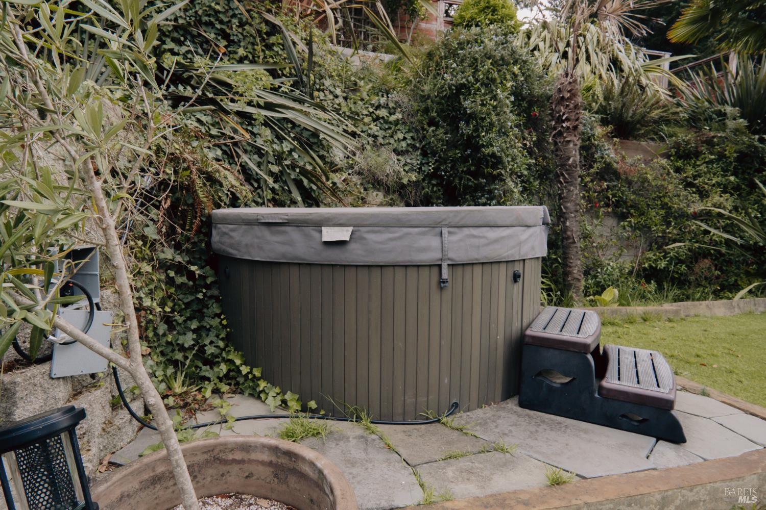 Detail Gallery Image 57 of 64 For 541 Redwood Rd, Whitethorn,  CA 95589 - 3 Beds | 2 Baths