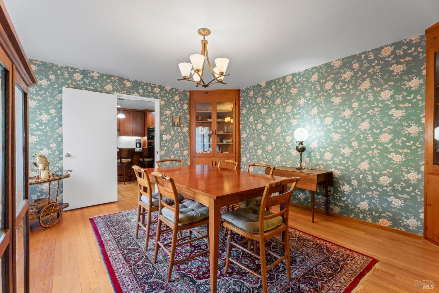 Detail Gallery Image 9 of 40 For 7420 Eastside Potter Valley Rd, Ukiah,  CA 95482 - 3 Beds | 2 Baths