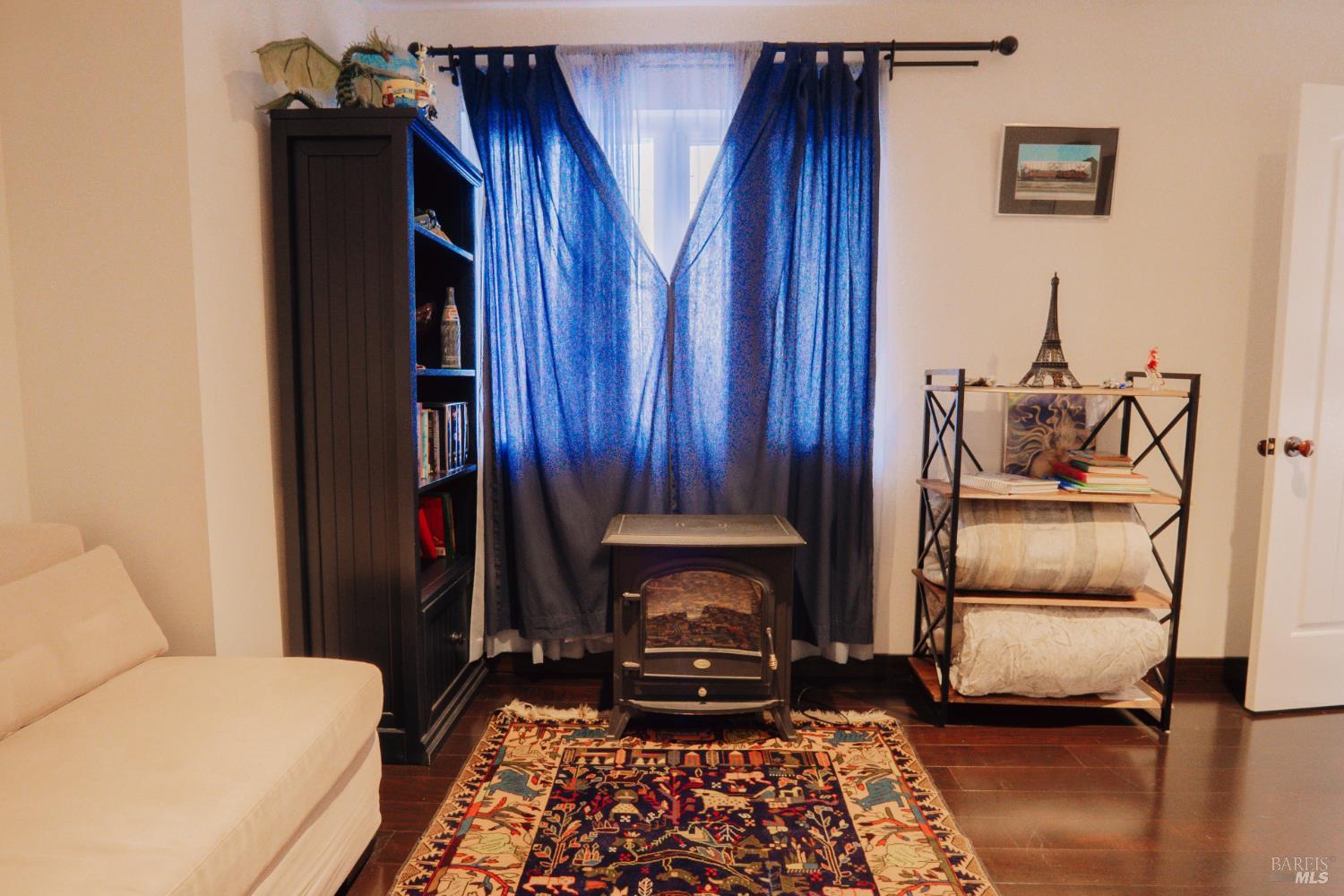 Detail Gallery Image 9 of 64 For 541 Redwood Rd, Whitethorn,  CA 95589 - 3 Beds | 2 Baths