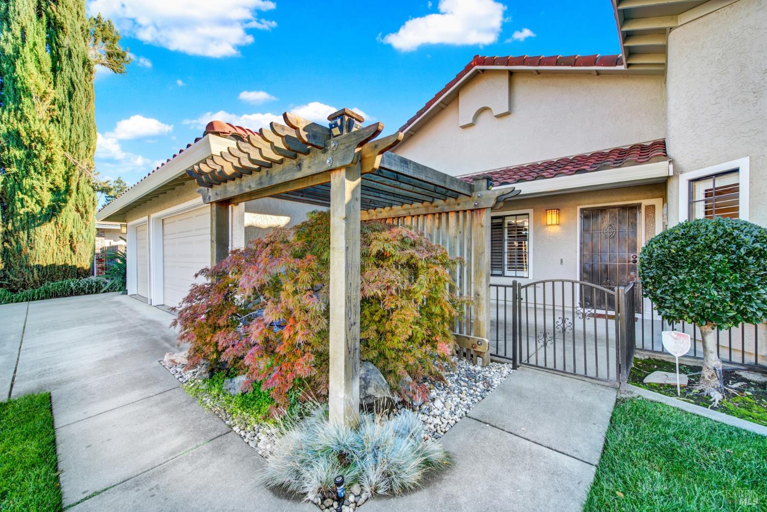 Detail Gallery Image 11 of 89 For 524 Arlene Dr, Vacaville,  CA 95688 - 4 Beds | 2 Baths