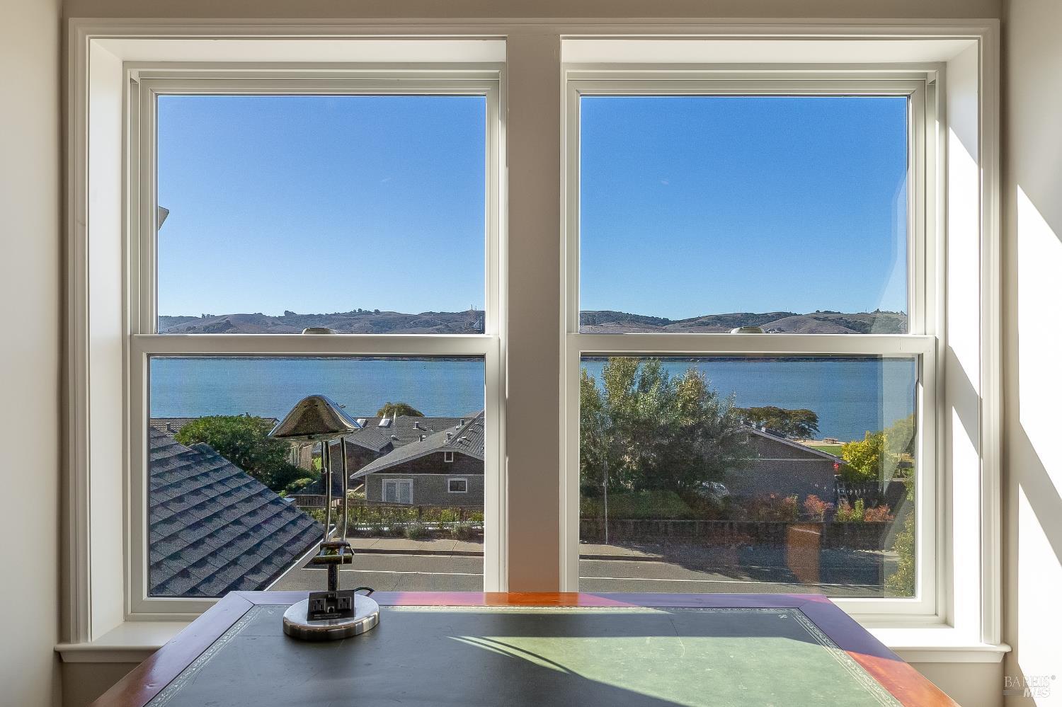 Detail Gallery Image 27 of 53 For 1185 W K St, Benicia,  CA 94510 - 4 Beds | 4 Baths