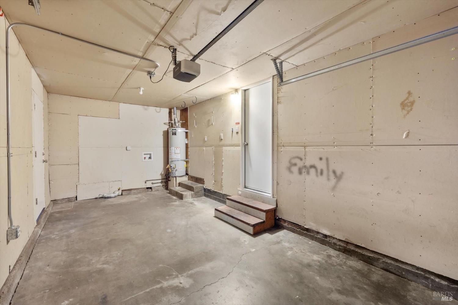 Detail Gallery Image 24 of 68 For 372 Acacia St, Vacaville,  CA 95688 - 3 Beds | 2 Baths