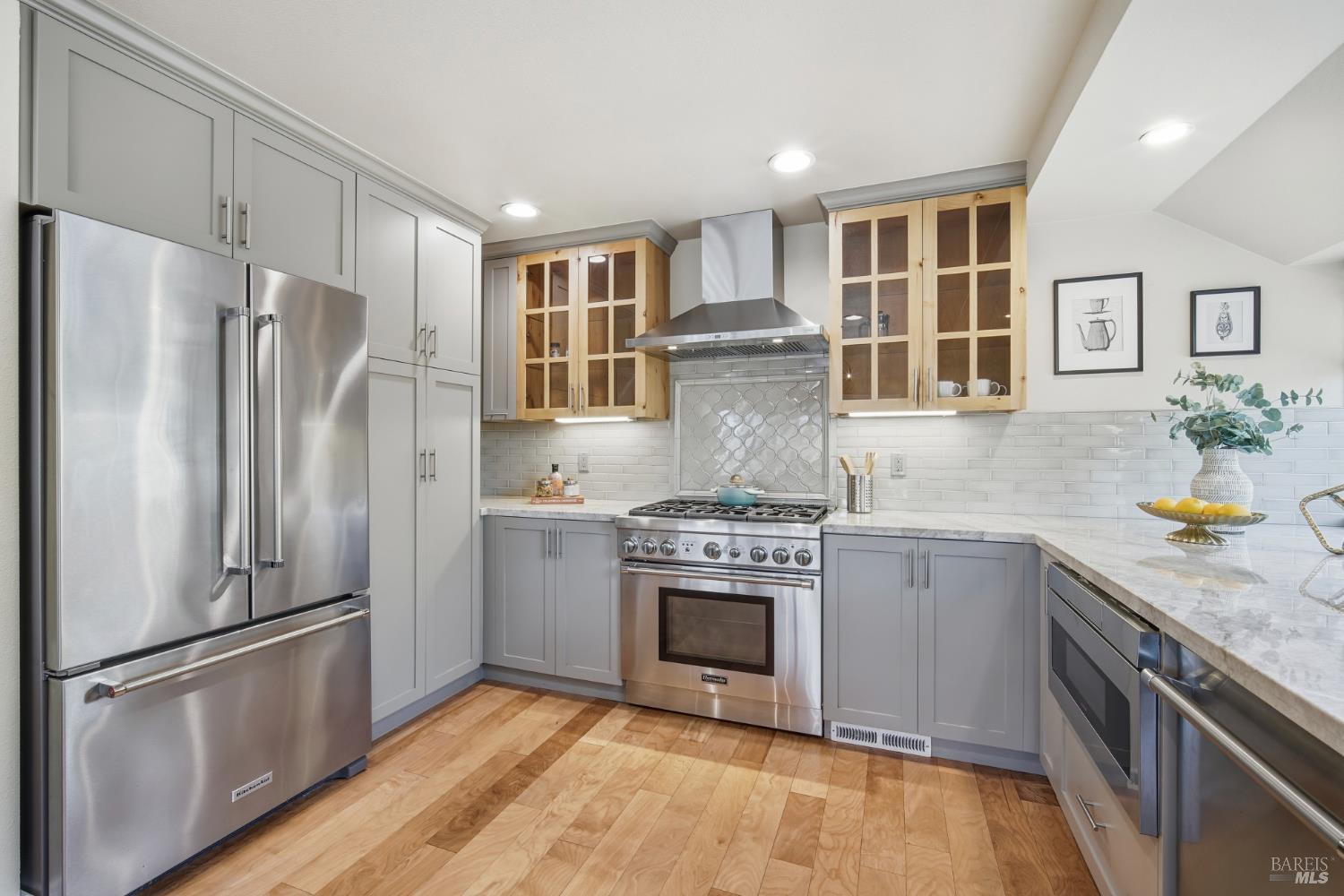 Detail Gallery Image 12 of 47 For 28 Oak Forest Pl, Santa Rosa,  CA 95409 - 2 Beds | 2 Baths