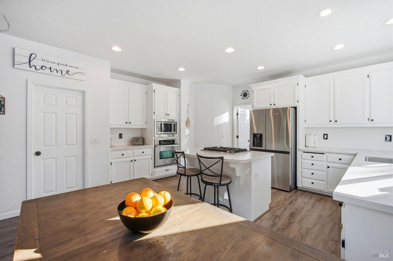 Detail Gallery Image 30 of 72 For 116 Yulupa Cir, Santa Rosa,  CA 95405 - 4 Beds | 3/1 Baths