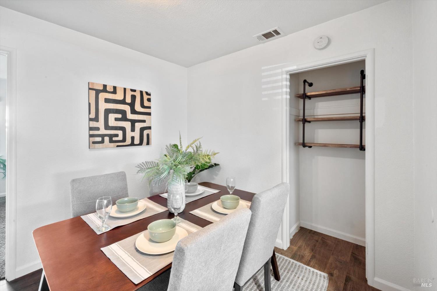 Detail Gallery Image 28 of 68 For 372 Acacia St, Vacaville,  CA 95688 - 3 Beds | 2 Baths